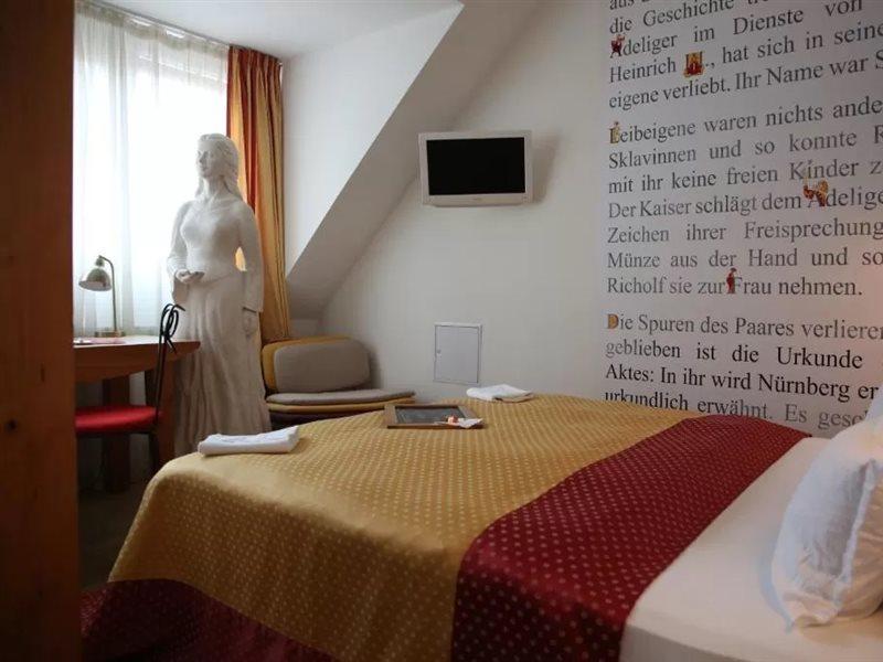 Hotel Drei Raben نورنبيرغ المظهر الخارجي الصورة